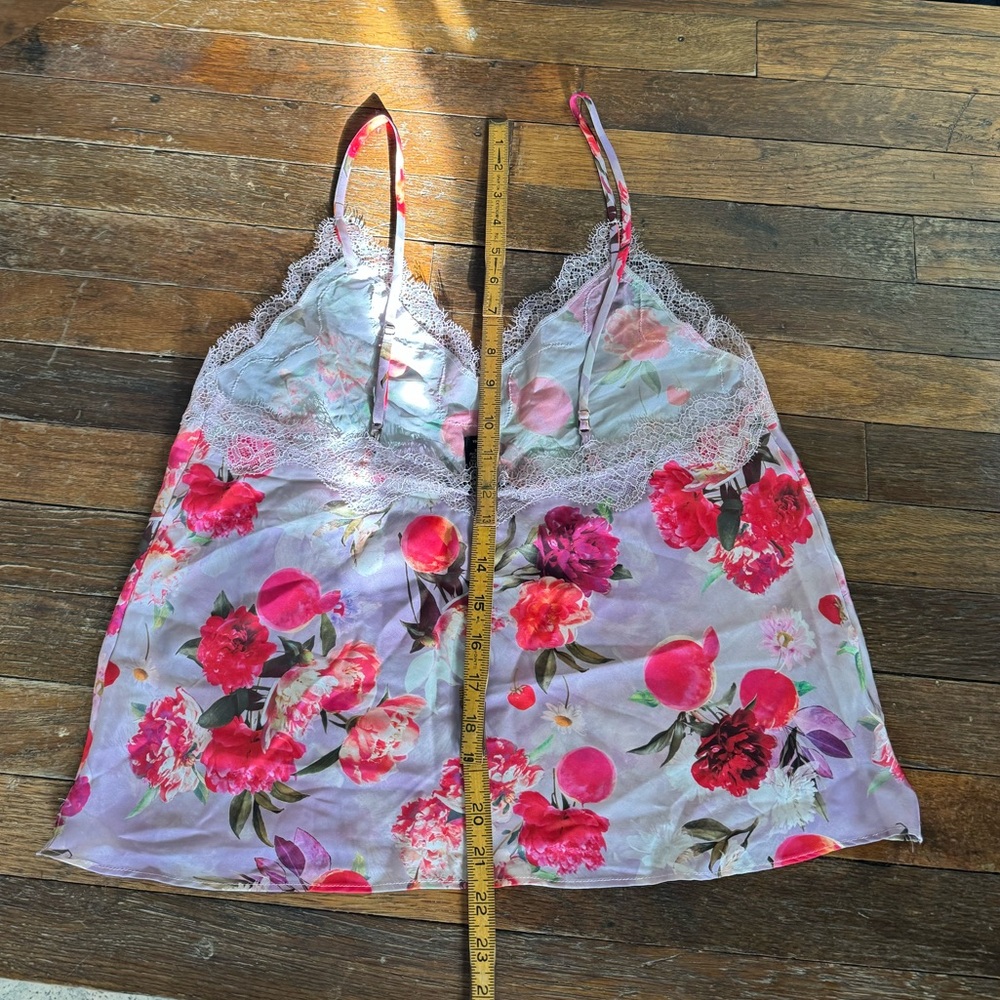 Silky Floral Lace-Trim Satin Cami Tank Top - Pink Lilac - Picture 9 of 11